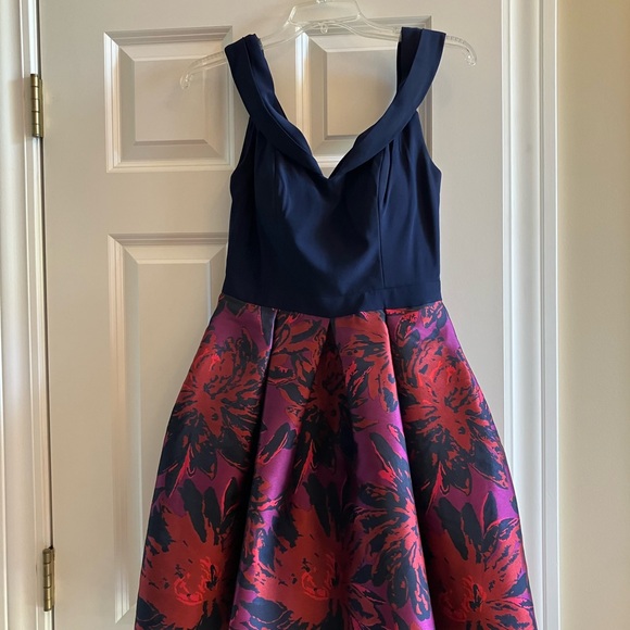 Morgan & Co. Dresses & Skirts - Morgan & Co. Navy and Pink Floral Women’s Dress, size 2